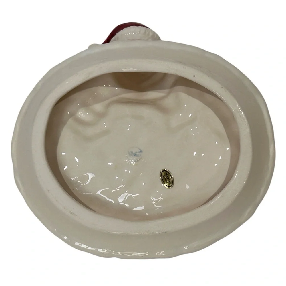 Santa on Snow Soap Dish/Candy Tray Christmas White/Red/Black Porcelain EUC